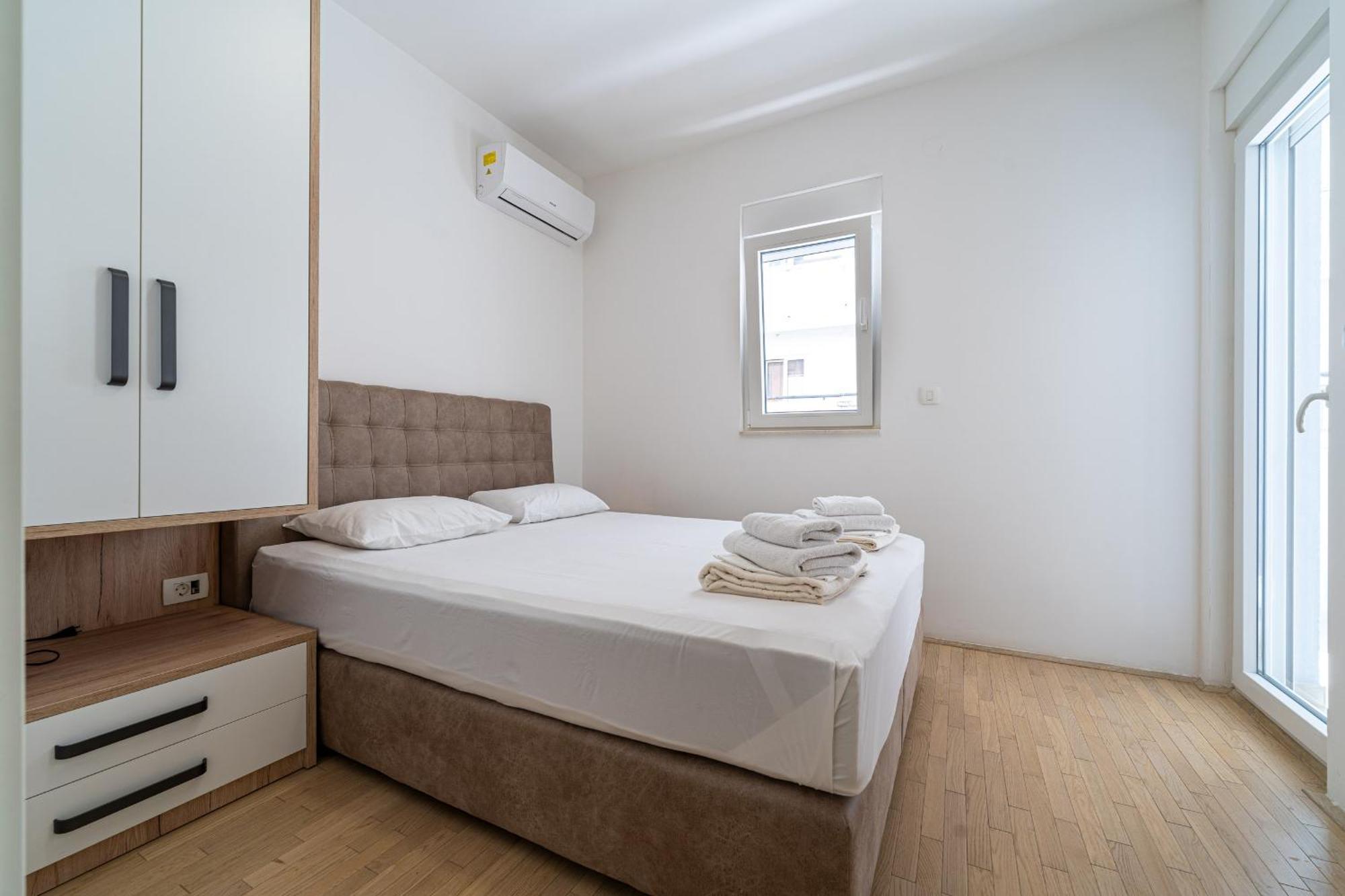Marea Apartments Budva Phòng bức ảnh