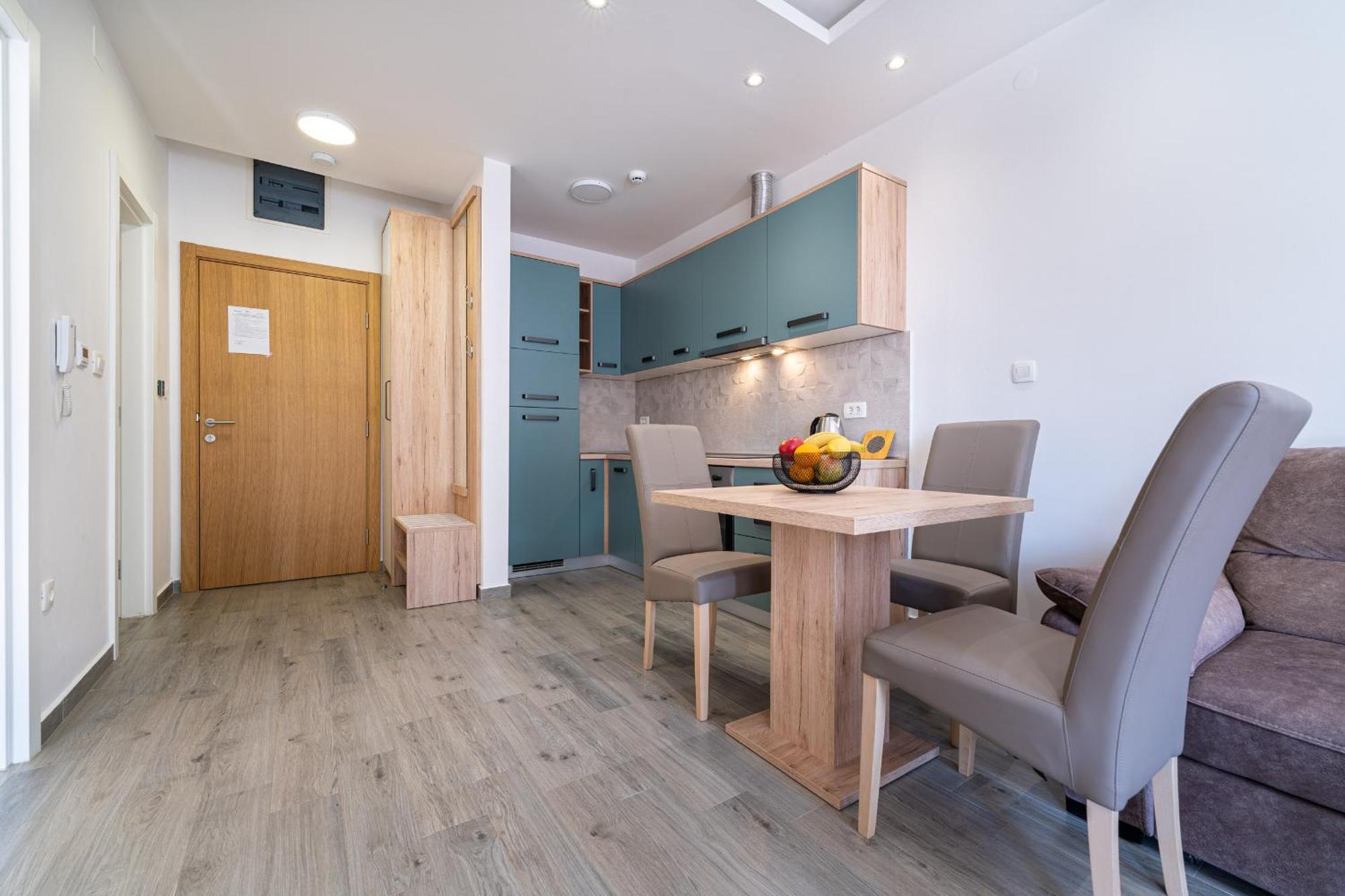 Marea Apartments Budva Phòng bức ảnh